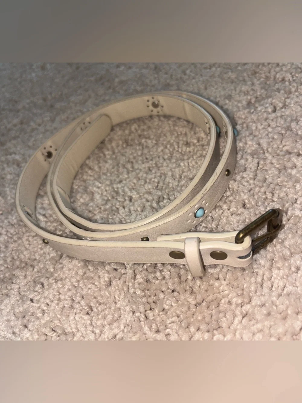 Vintage White Faux Leather Western Skinny Belt Faux Turquoise Studded 34 36